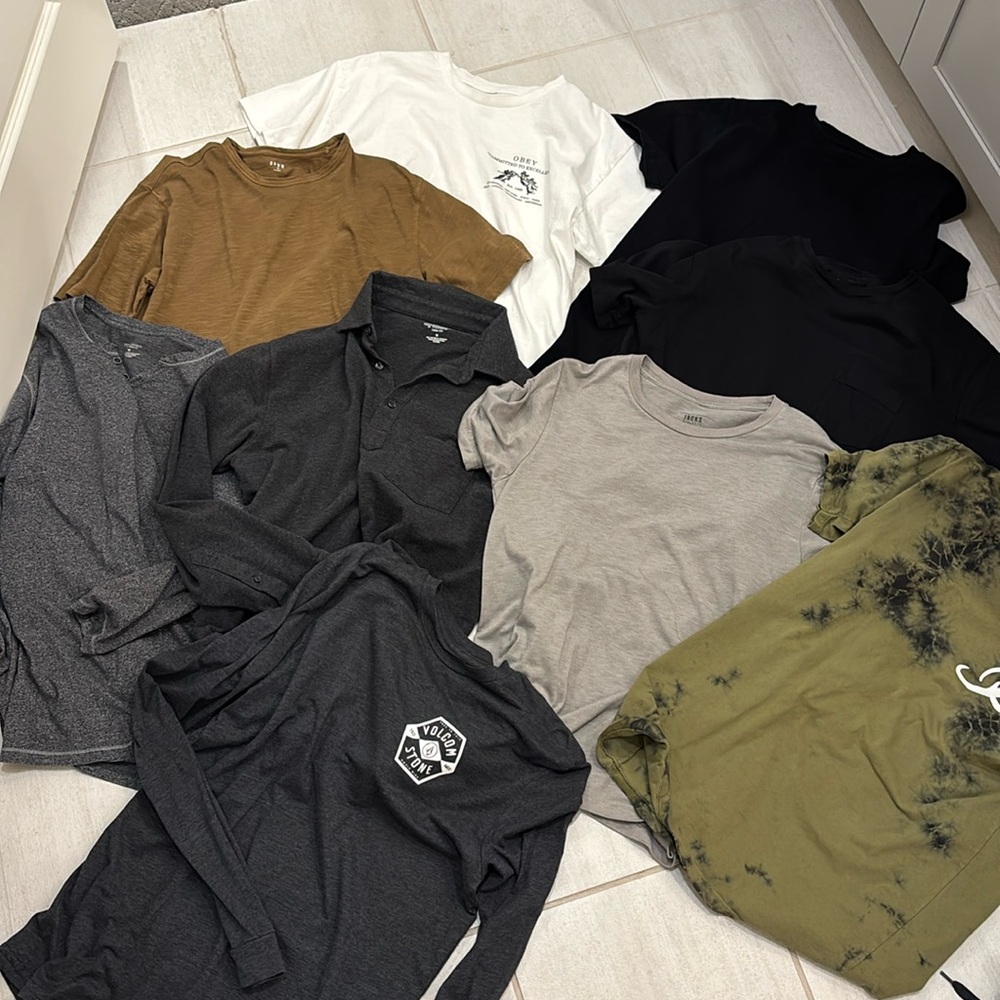 Men’s medium shirt lot